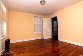261-10 86th Ave in Queens, NY - Building Photo - Building Photo