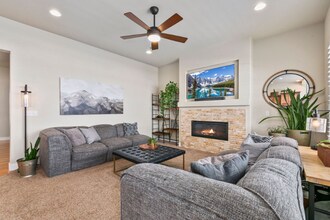 1061 Mount Columbia Dr in Severance, CO - Building Photo - Building Photo