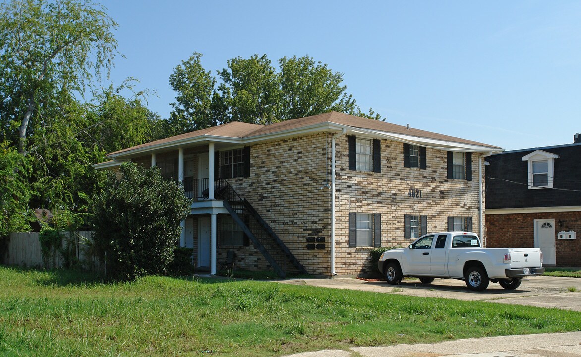 4621 Yale St in Metairie, LA - Building Photo