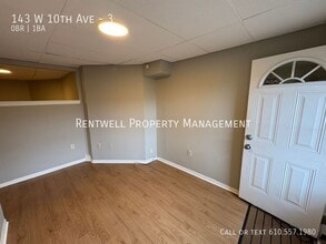 143 W 10th Ave in Homestead, PA - Foto de edificio - Building Photo