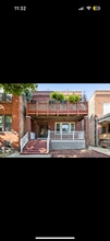 1616 W Roscoe St, Unit 1st Floor in Chicago, IL - Foto de edificio - Building Photo