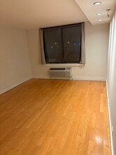 15218 Union Tpke, Unit 3R in Flushing, NY - Building Photo - Building Photo