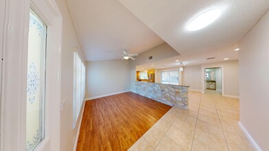 9366 SE River Terrace in Tequesta, FL - Building Photo - Building Photo