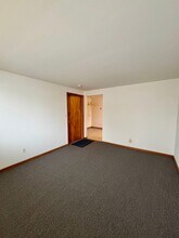 5333 Broadway in Lancaster, NY - Foto de edificio - Building Photo