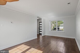 7 Flamingo Ct in Voorhees Township, NJ - Building Photo - Building Photo