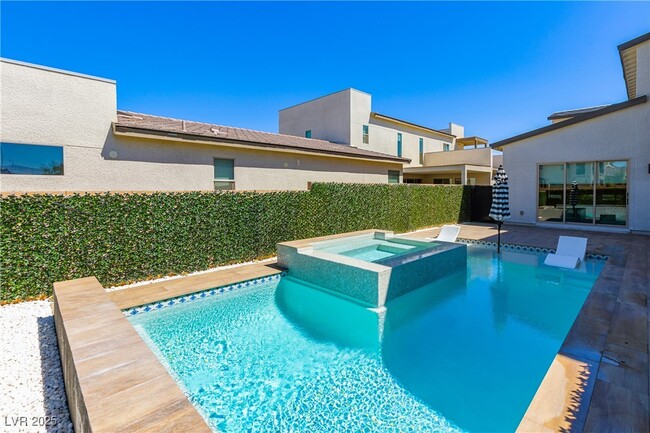 2618 Skylark Trl St in Henderson, NV - Building Photo - Building Photo