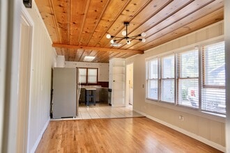 1117 N 44th St in Waco, TX - Building Photo - Building Photo