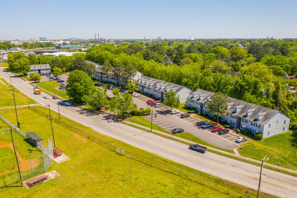 Biltmore Commons Apartments in Portsmouth, VA