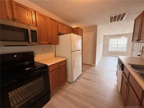 105 Yasmine Dr in Raeford, NC - Building Photo - Building Photo