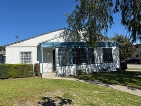 400 N Howard St in Glendale, CA - Building Photo