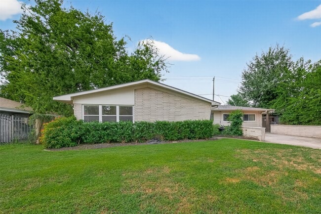 property at 5001 Libbey Dr