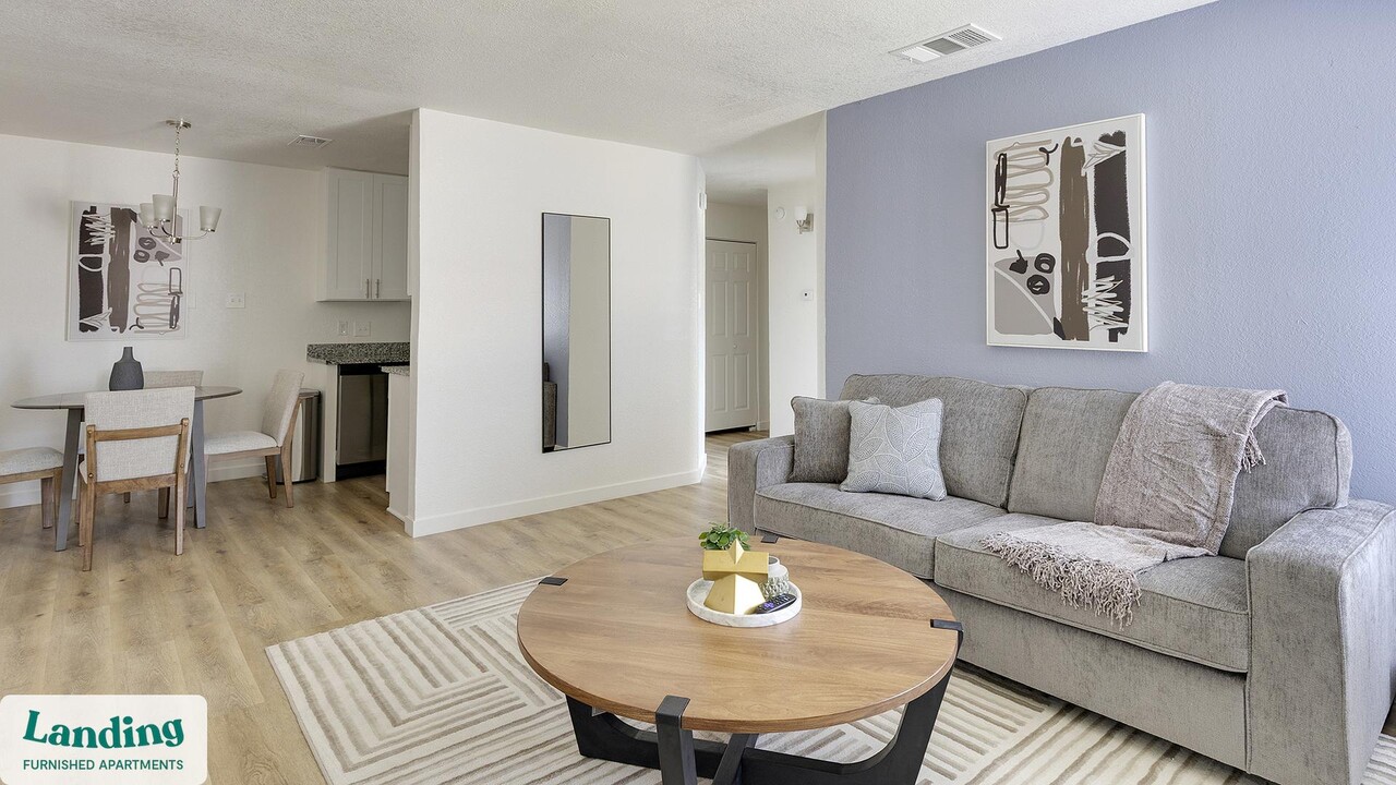 1225 E Pleasant Run Rd in Desoto, TX - Building Photo