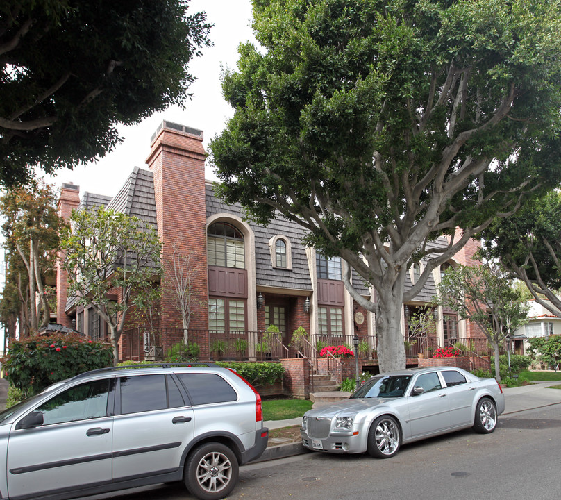 1144 Chelsea Ave in Santa Monica, CA - Foto de edificio