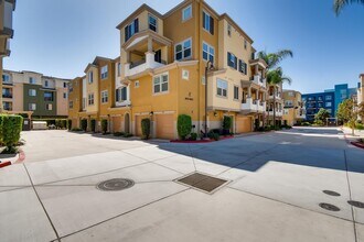 8841 Promenade N Pl in San Diego, CA - Building Photo - Building Photo