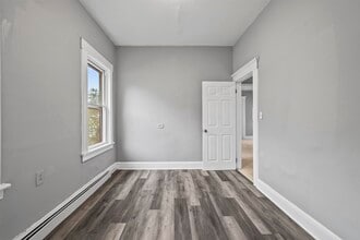 237 20th Ave in Paterson, NJ - Building Photo - Building Photo