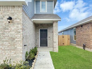 847 Redinger Ridge Dr in Huffman, TX - Building Photo - Building Photo