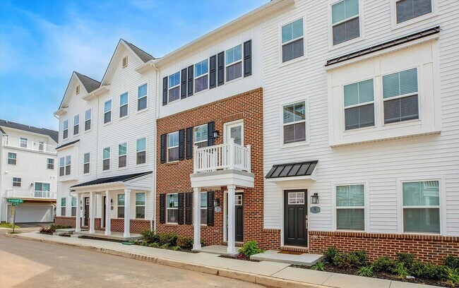 7 Moran Pl in Bridgeport, PA - Building Photo - Building Photo