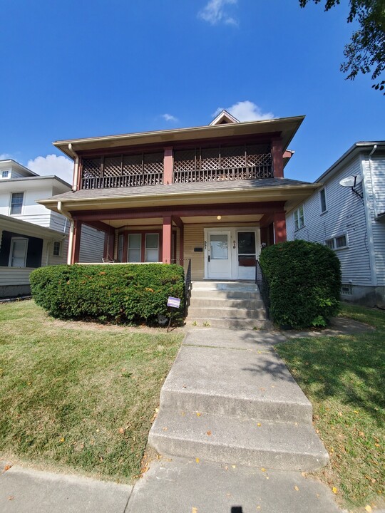 521 Homewood Ave in Dayton, OH - Foto de edificio