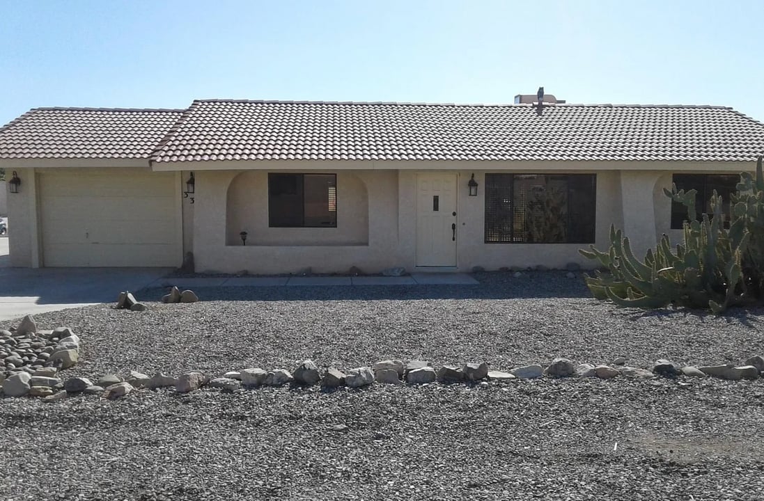 331 White Oak Dr in Lake Havasu City, AZ - Building Photo