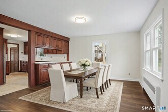 8 Raleigh Rd in Bridgeport, CT - Building Photo - Building Photo