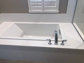 5344 Kirby Pl in Rohnert Park, CA - Building Photo - Building Photo
