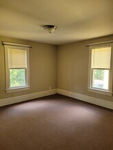 598 Crosby St, Unit 2nd floor in Akron, OH - Building Photo - Building Photo