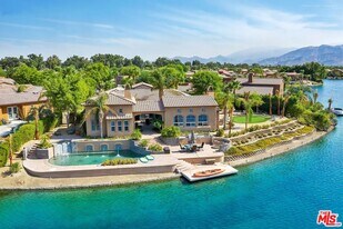 14 Via Santa Velera in Rancho Mirage, CA - Building Photo