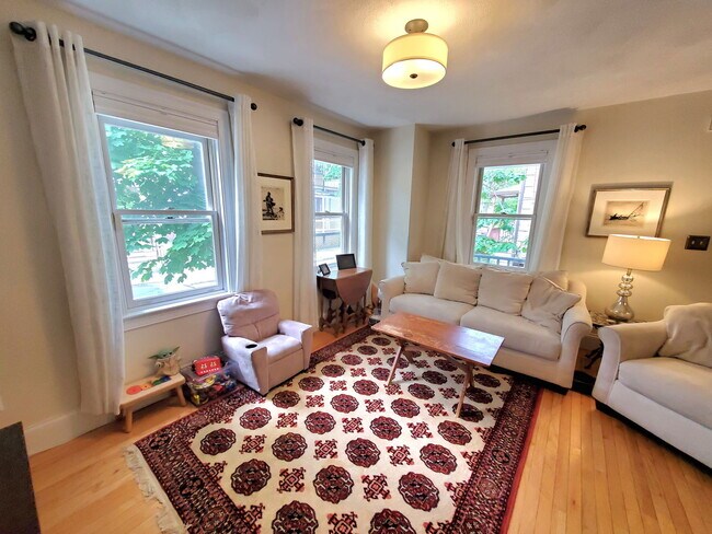 7 Worcester St in Cambridge, MA - Building Photo - Building Photo