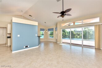 3563 Kent Dr in Naples, FL - Building Photo - Building Photo