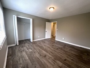 545 E 3rd St, Unit APT3 in Cookeville, TN - Building Photo - Building Photo