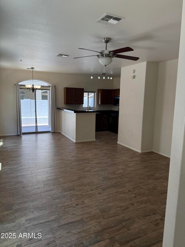 2402 E 5th St in Tempe, AZ - Building Photo - Building Photo