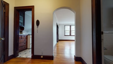 113 College Ave, Unit 22 in Somerville, MA - Foto de edificio - Building Photo