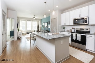 3237 Memorial Blvd, Unit 7105 in Murfreesboro, TN - Building Photo