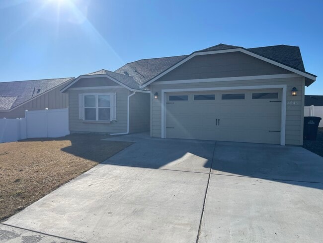 property at 4245 Cove W Dr