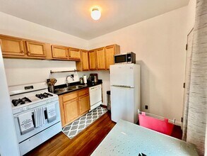 1144 N Hudson Ave, Unit 1144 in Los Angeles, CA - Building Photo - Building Photo