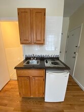 53 S Huntington Ave in Boston, MA - Building Photo - Building Photo