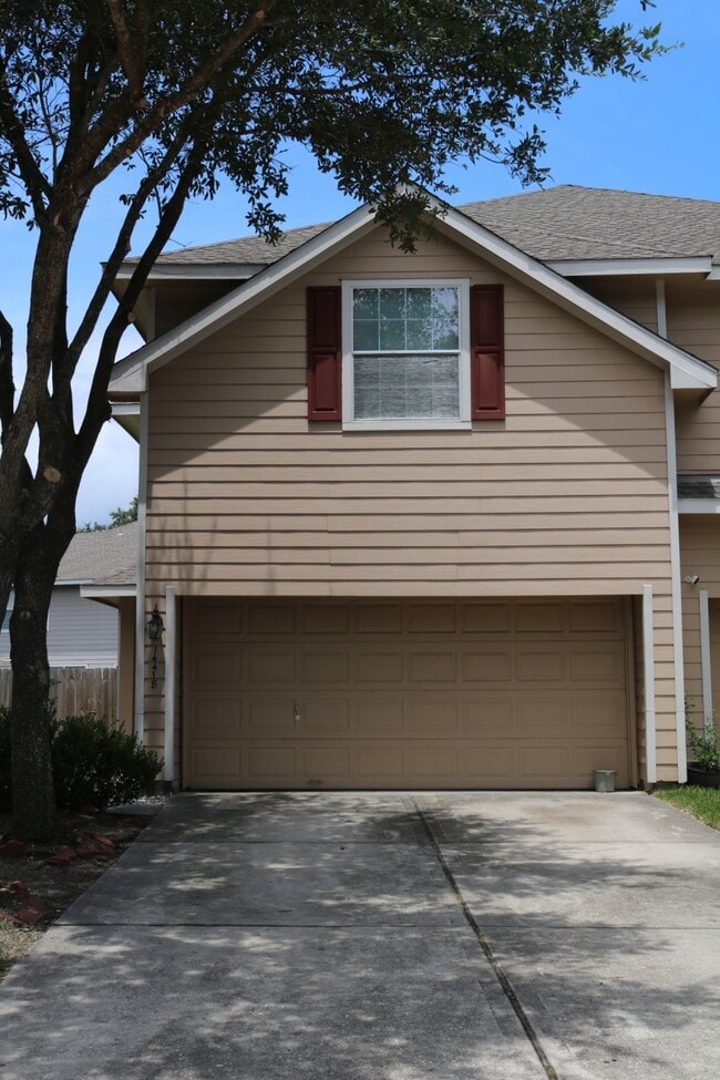 14418 Fairbuff Ln