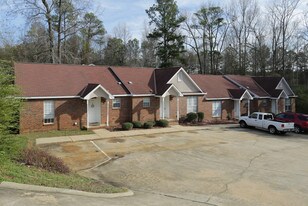6208 Cross Tie Ct in Columbus, GA - Building Photo