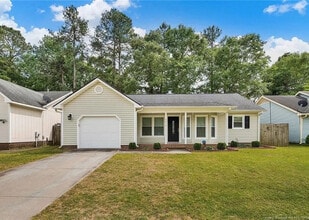 6413 Rhemish Dr in Fayetteville, NC - Building Photo - Building Photo