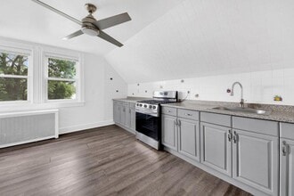265 Mayflower Ave in New Rochelle, NY - Building Photo - Building Photo