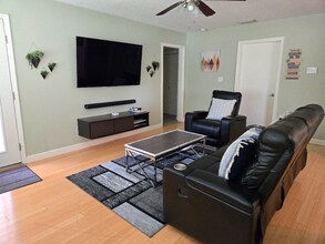918 Oregon St in Orlando, FL - Building Photo - Building Photo