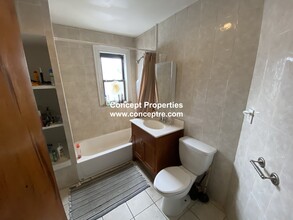 8 Boylston St, Unit 3 in Malden, MA - Building Photo - Building Photo