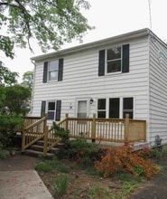 24 Steinhardt Ave in Old Bridge, NJ - Building Photo - Building Photo