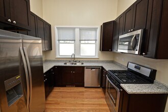 1847 W Melrose St in Chicago, IL - Building Photo - Building Photo