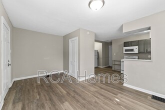 3836 E Michigan St in Indianapolis, IN - Building Photo - Building Photo