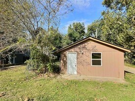 646 East Ave in Bogalusa, LA - Building Photo