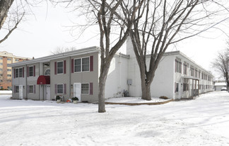 Wedgewood Condominiums Apartments