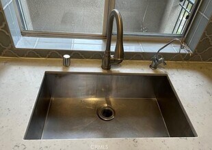 3801 Orangewood in Irvine, CA - Foto de edificio - Building Photo