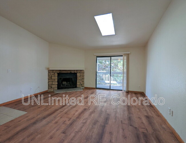 18053 E Ohio Ave in Aurora, CO - Building Photo - Building Photo