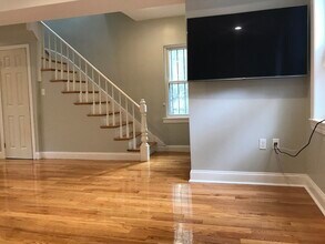 6 St James Pl in Boston, MA - Building Photo - Building Photo